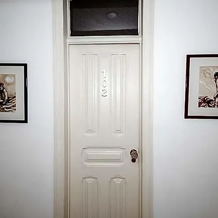 Отель Gold